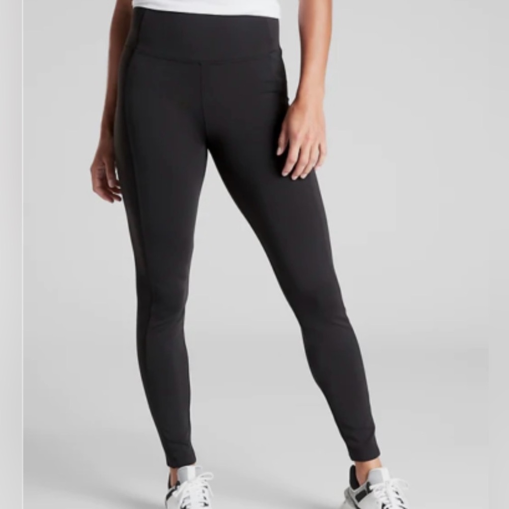 Athleta Delancey street tight. Black size XL